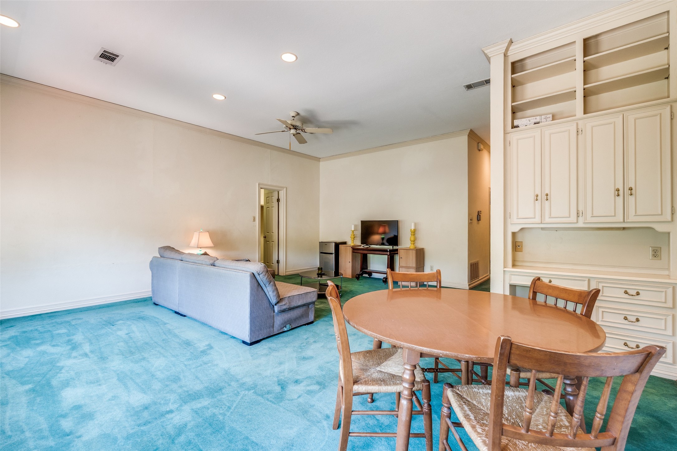 7512 Woodstone Lane Dallas TX 75248