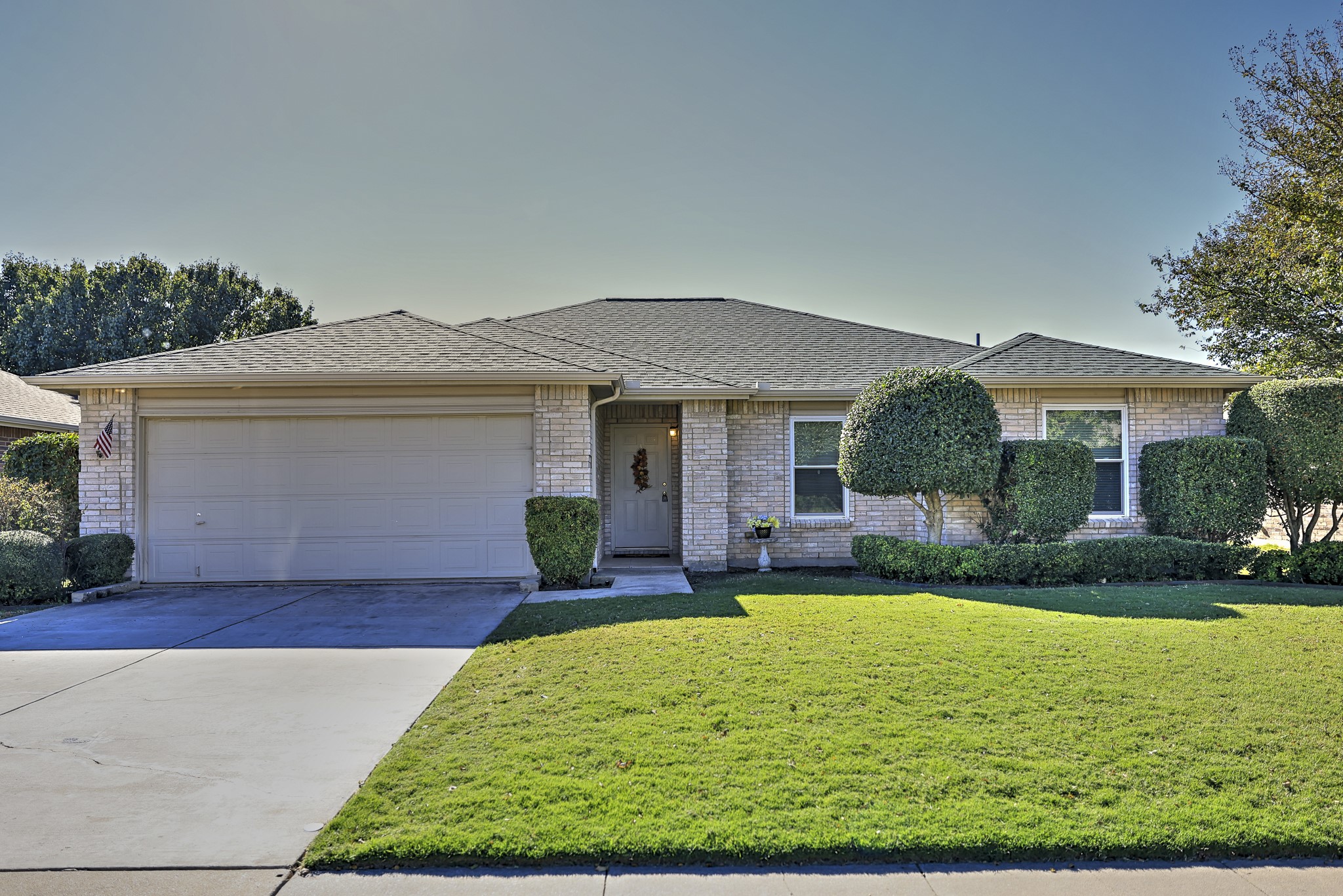 1405 Queen Annes Drive Burleson TX 76028
