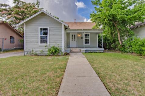 1456 Elmwood Avenue Fort Worth TX 76104