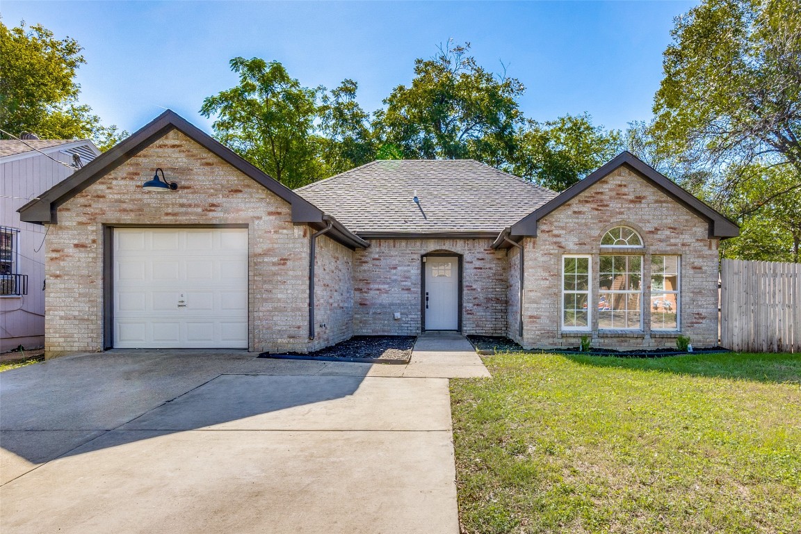 1910 Life Avenue Dallas TX 75212