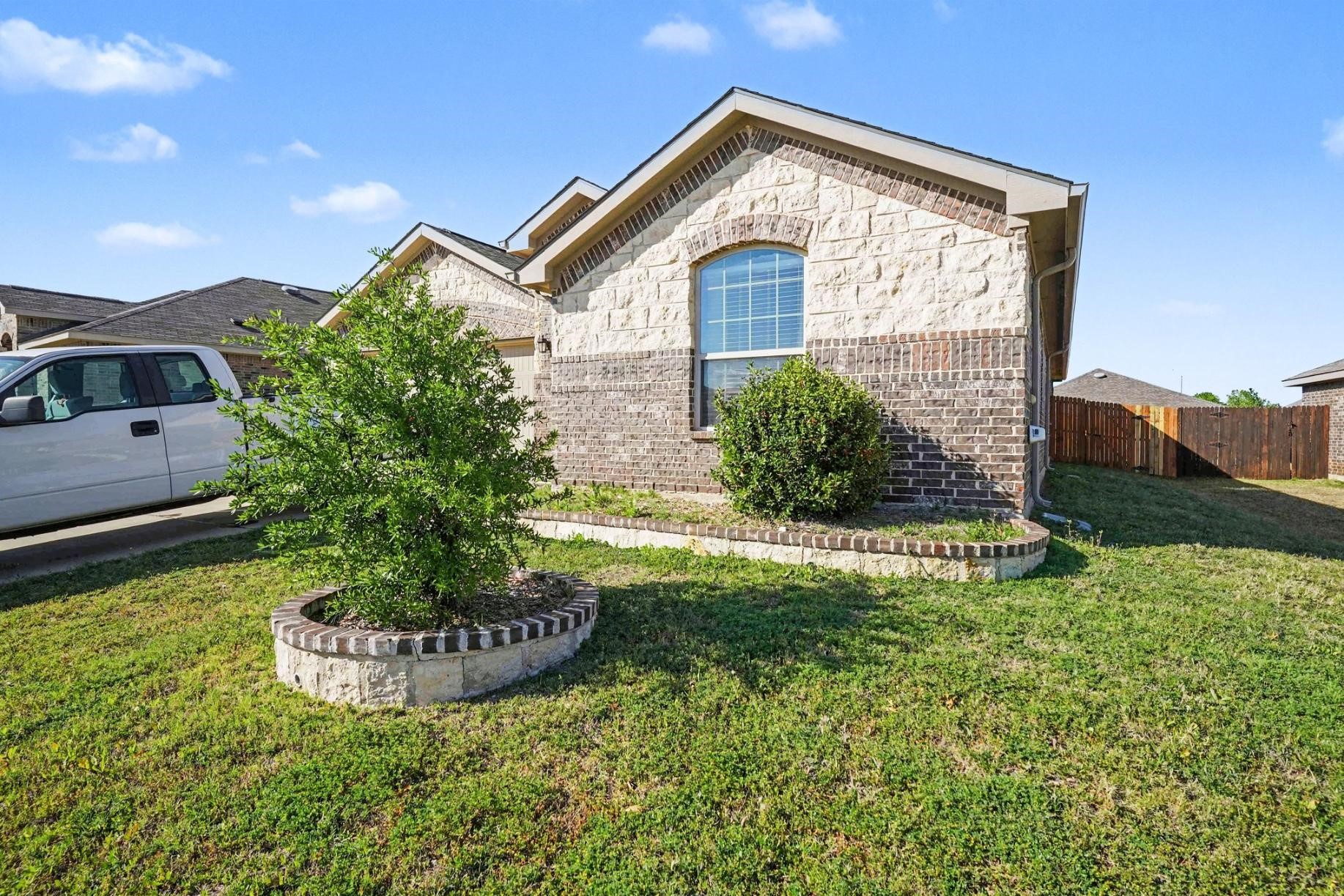 5340 Brentlawn Drive Fort Worth TX 76179