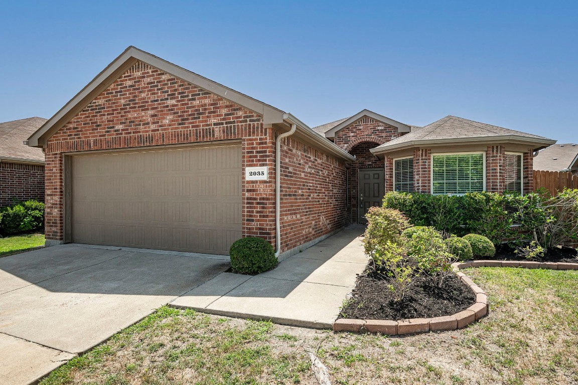 2035 Karsen Lane Heartland TX 75126