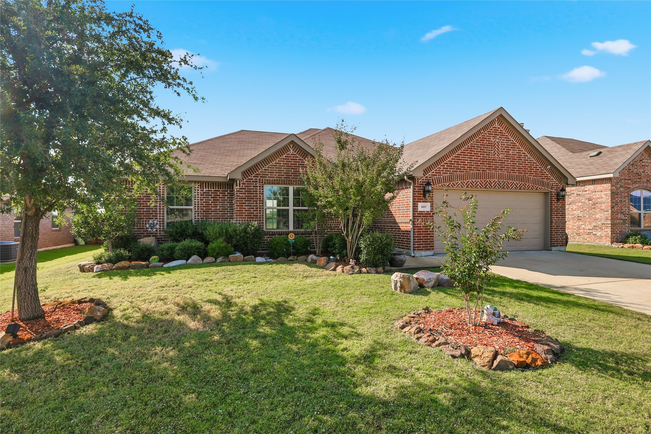 609 Meadowedge Lane Denton TX 76207