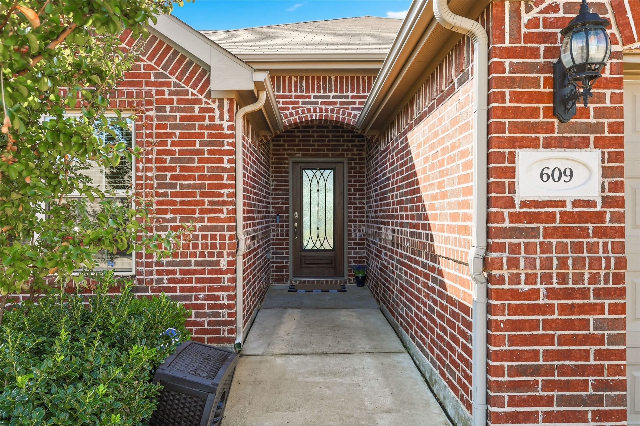 609 Meadowedge Lane Denton TX 76207