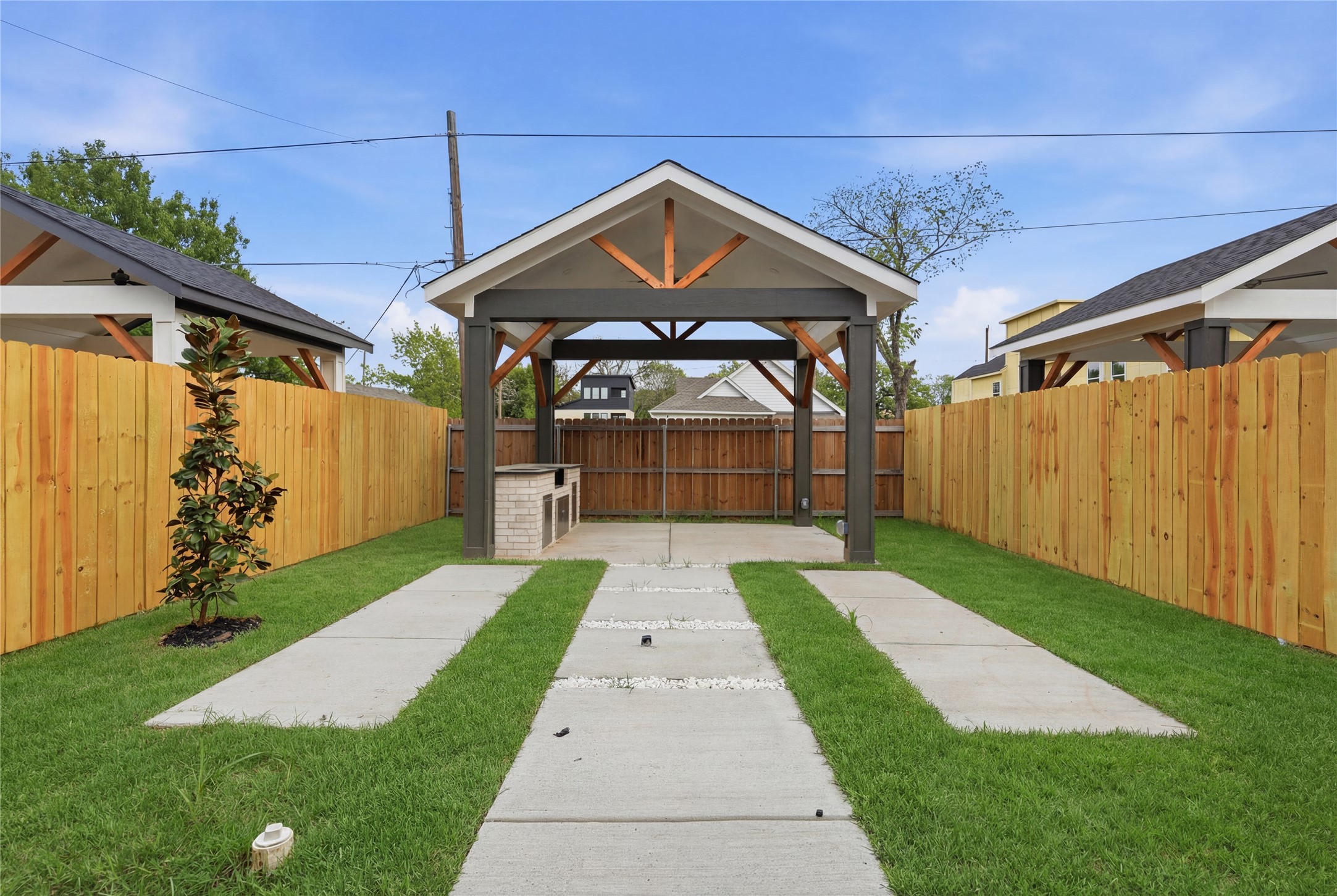 2510 Peabody Avenue Dallas TX 75215