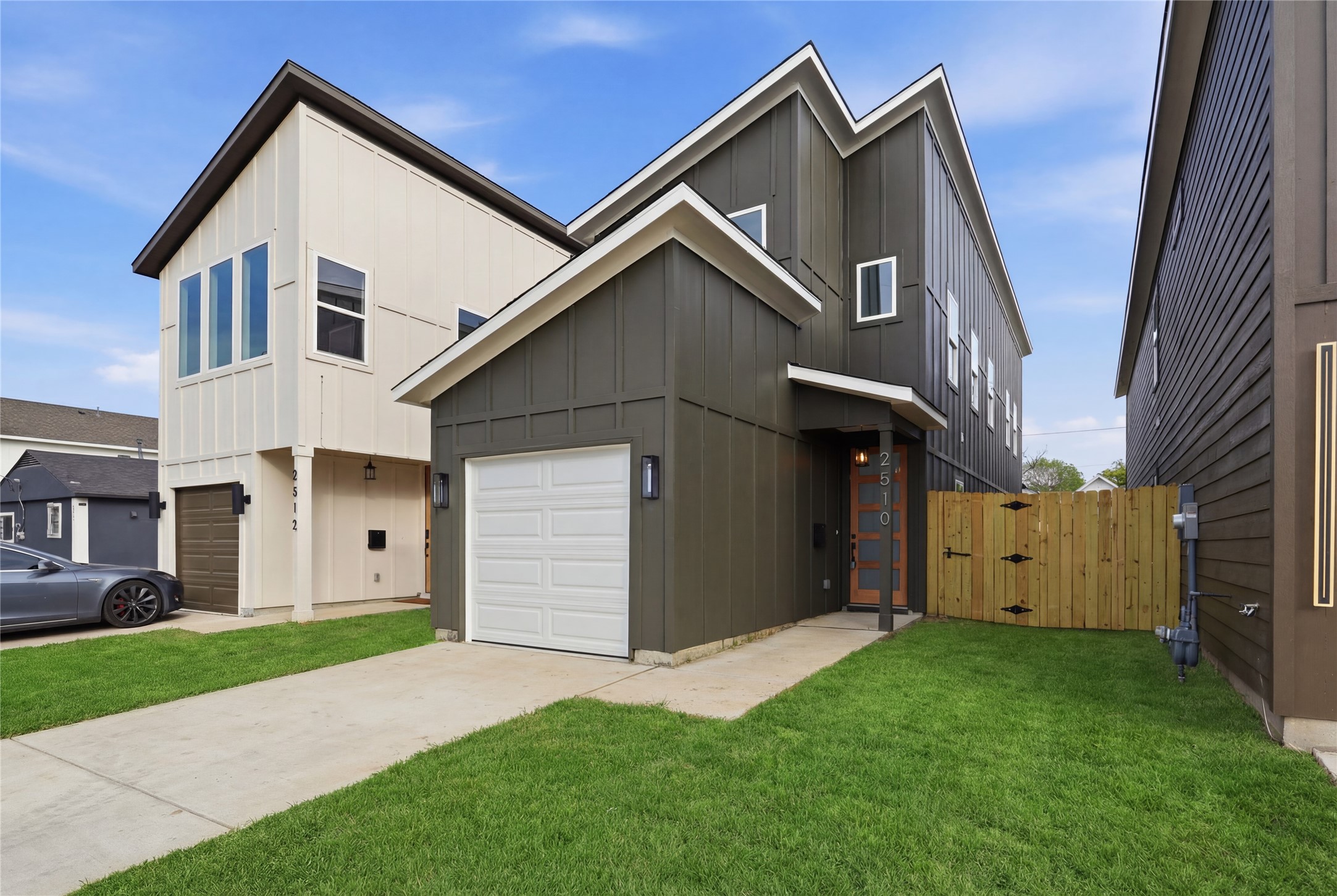 2510 Peabody Avenue Dallas TX 75215