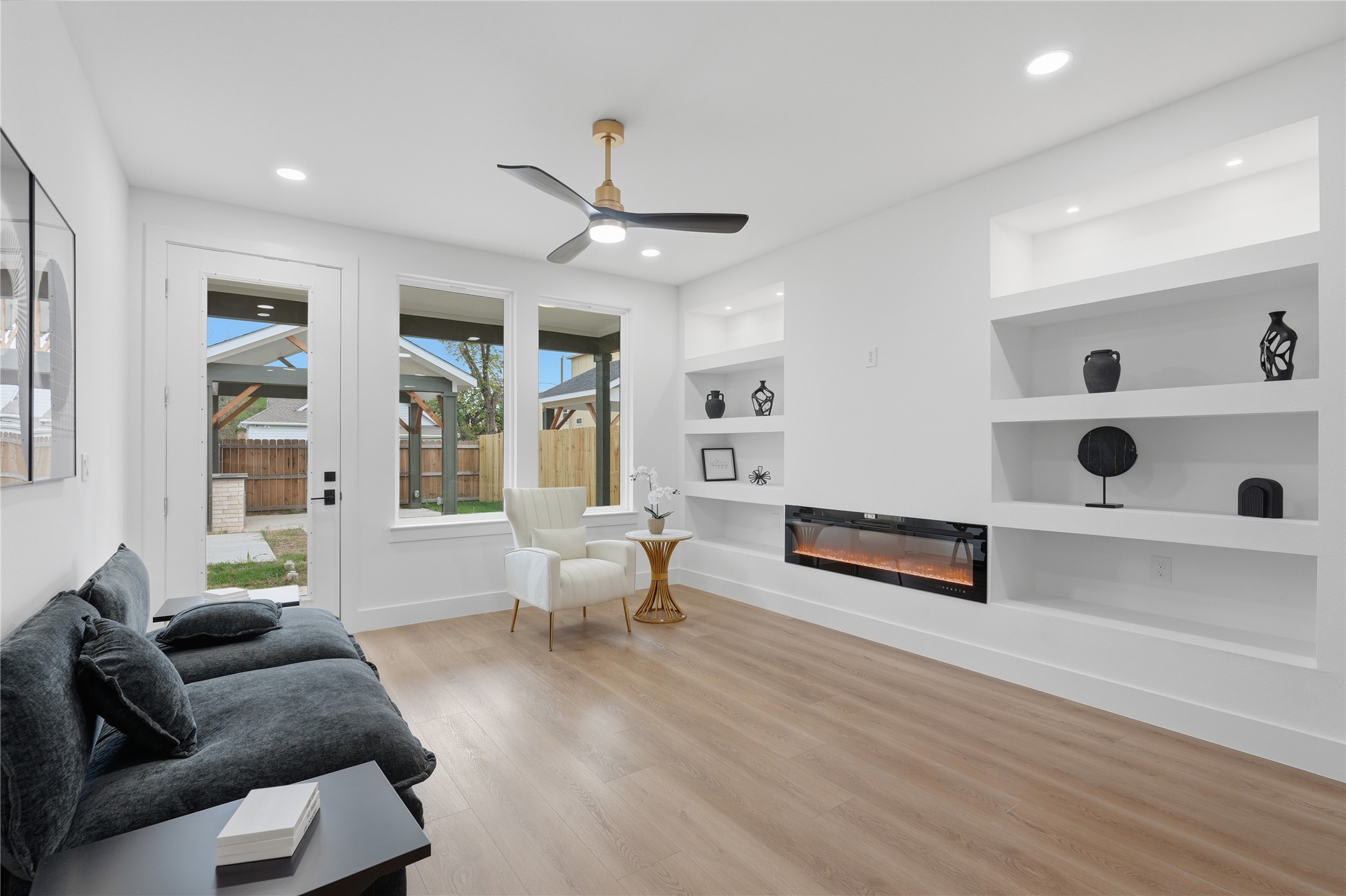 2510 Peabody Avenue Dallas TX 75215