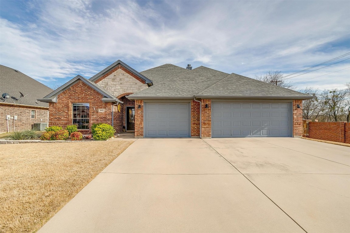 1821 Colorado Court Burleson TX 76028
