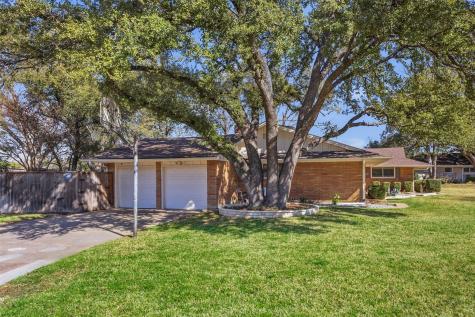 4609 Hildring Drive E Fort Worth TX 76109