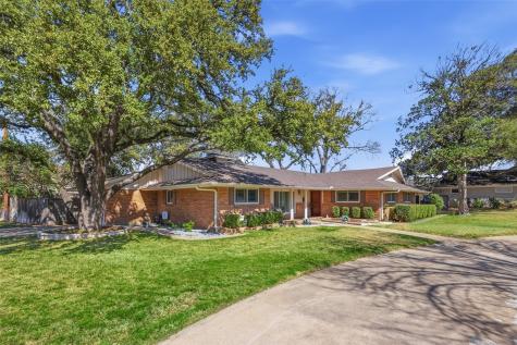 4609 Hildring Drive E Fort Worth TX 76109