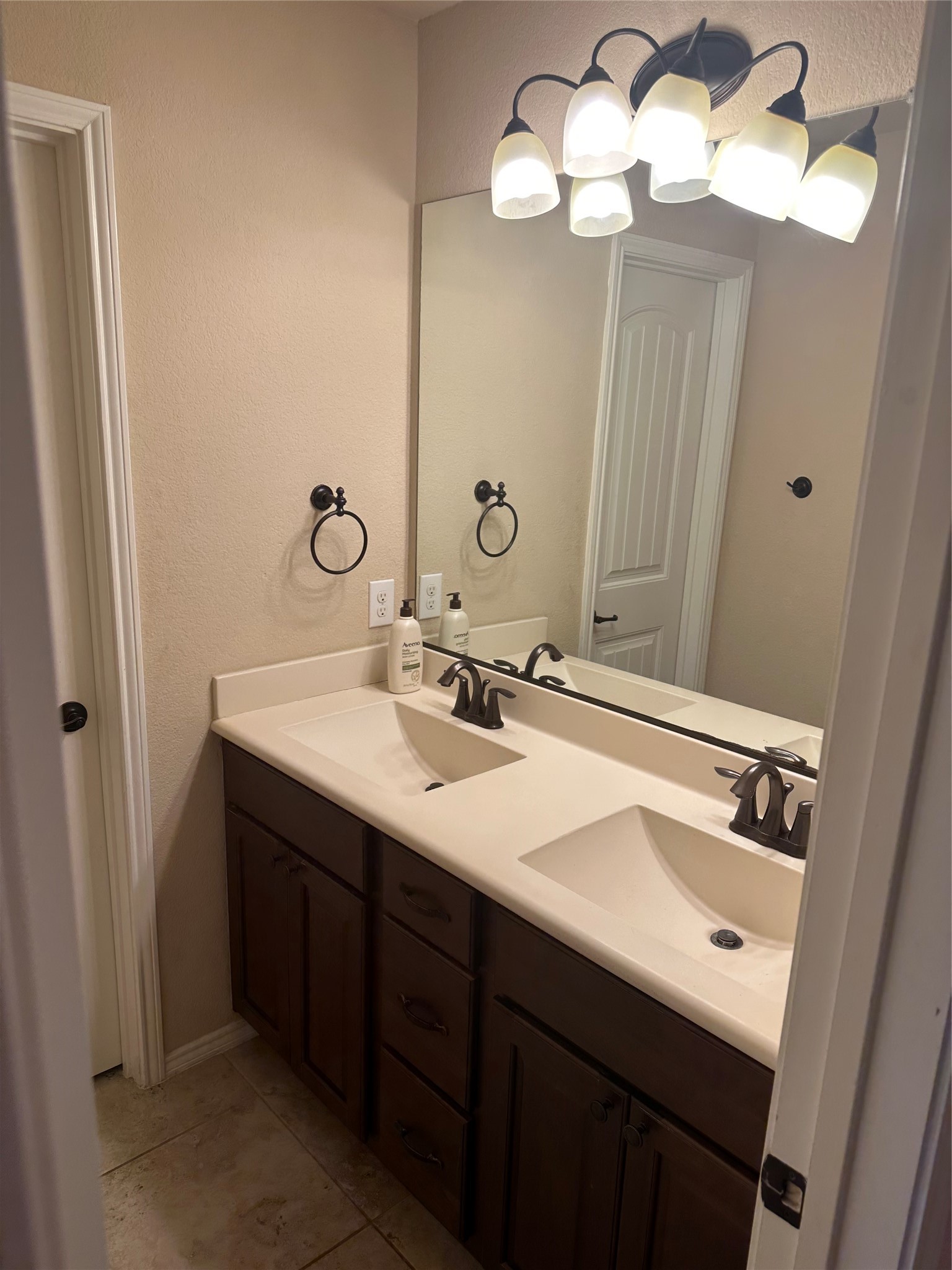 8404 Sioux Trail Aubrey TX 76227