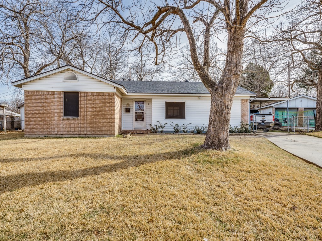 705 Bradley Circle Grand Prairie TX 75052