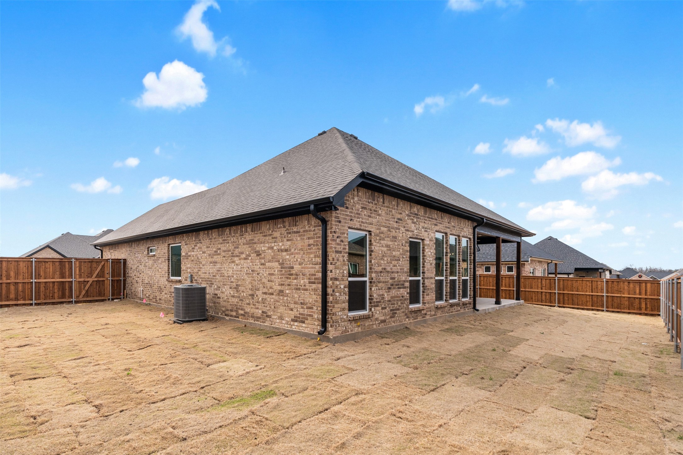 504 Limestone Circle Mabank TX 75147