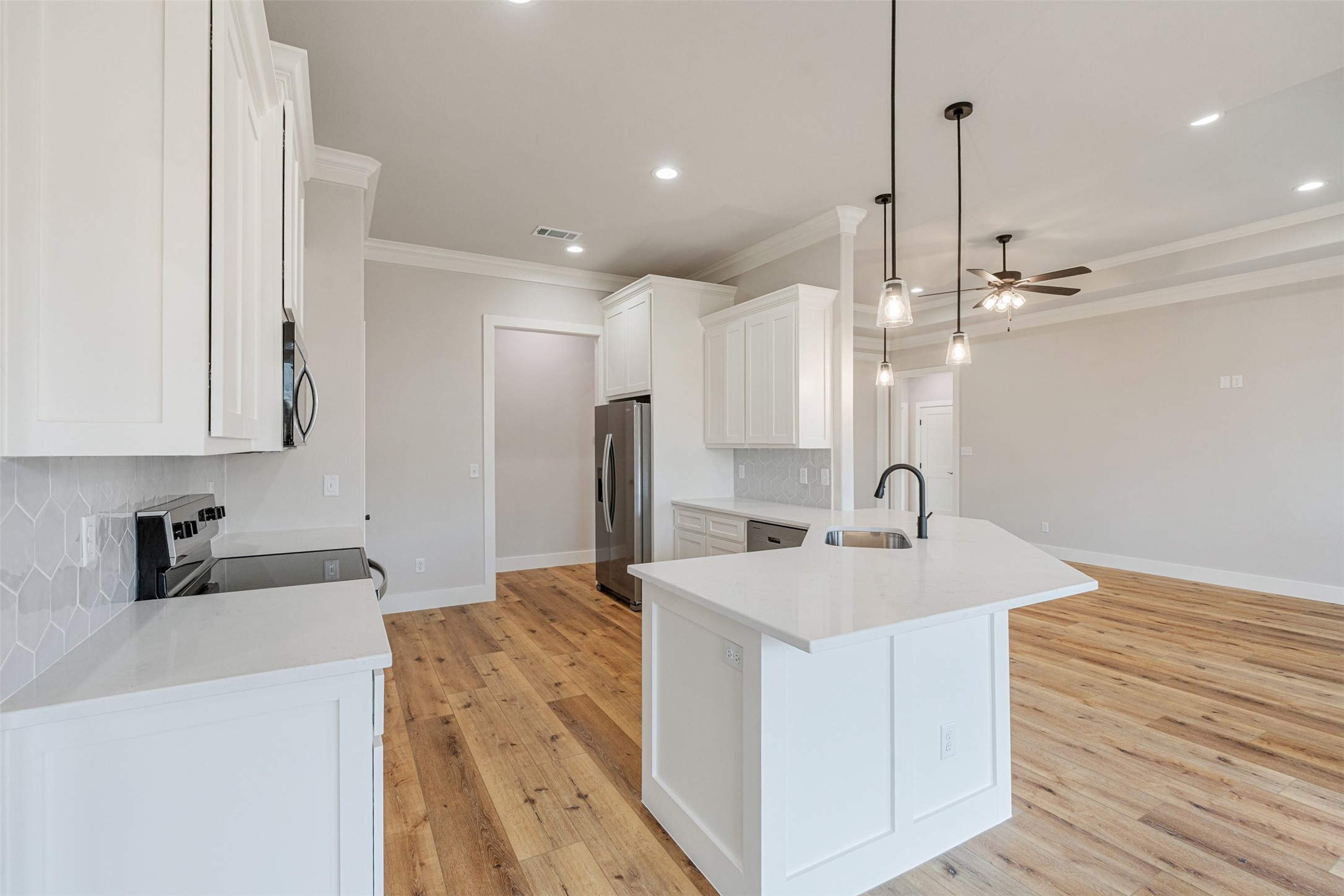 504 Limestone Circle Mabank TX 75147