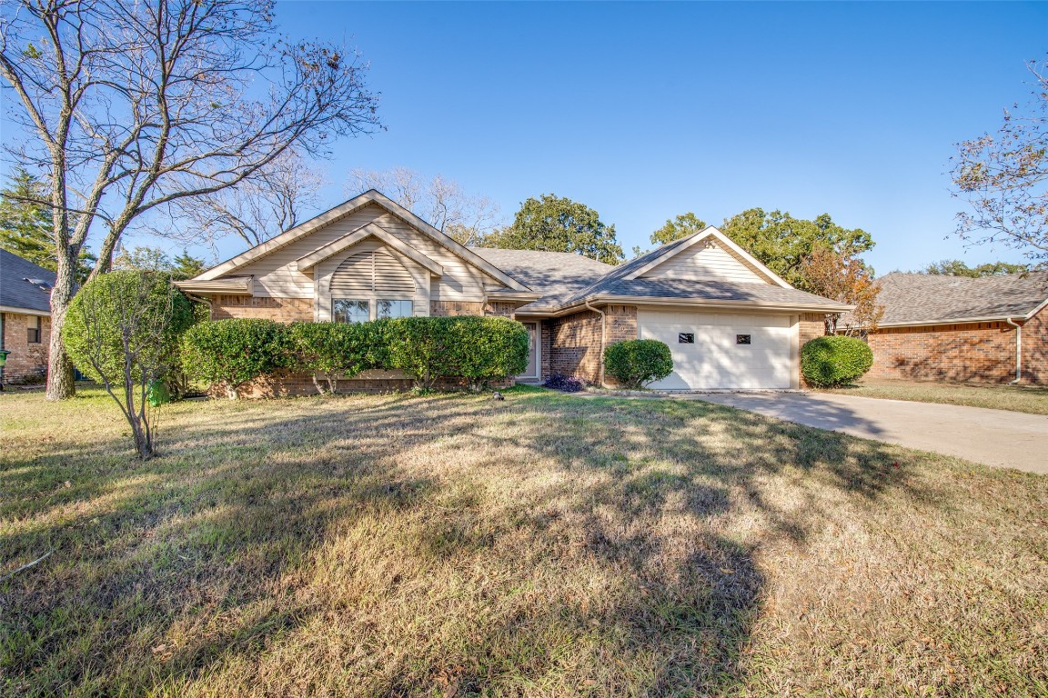 2009 Fairway Circle Greenville TX 75402