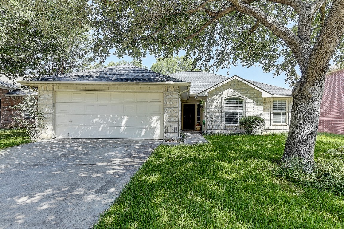 930 Silver Streak Drive Saginaw TX 76131
