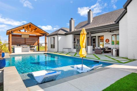 731 Red Tail Road Waxahachie TX 75167