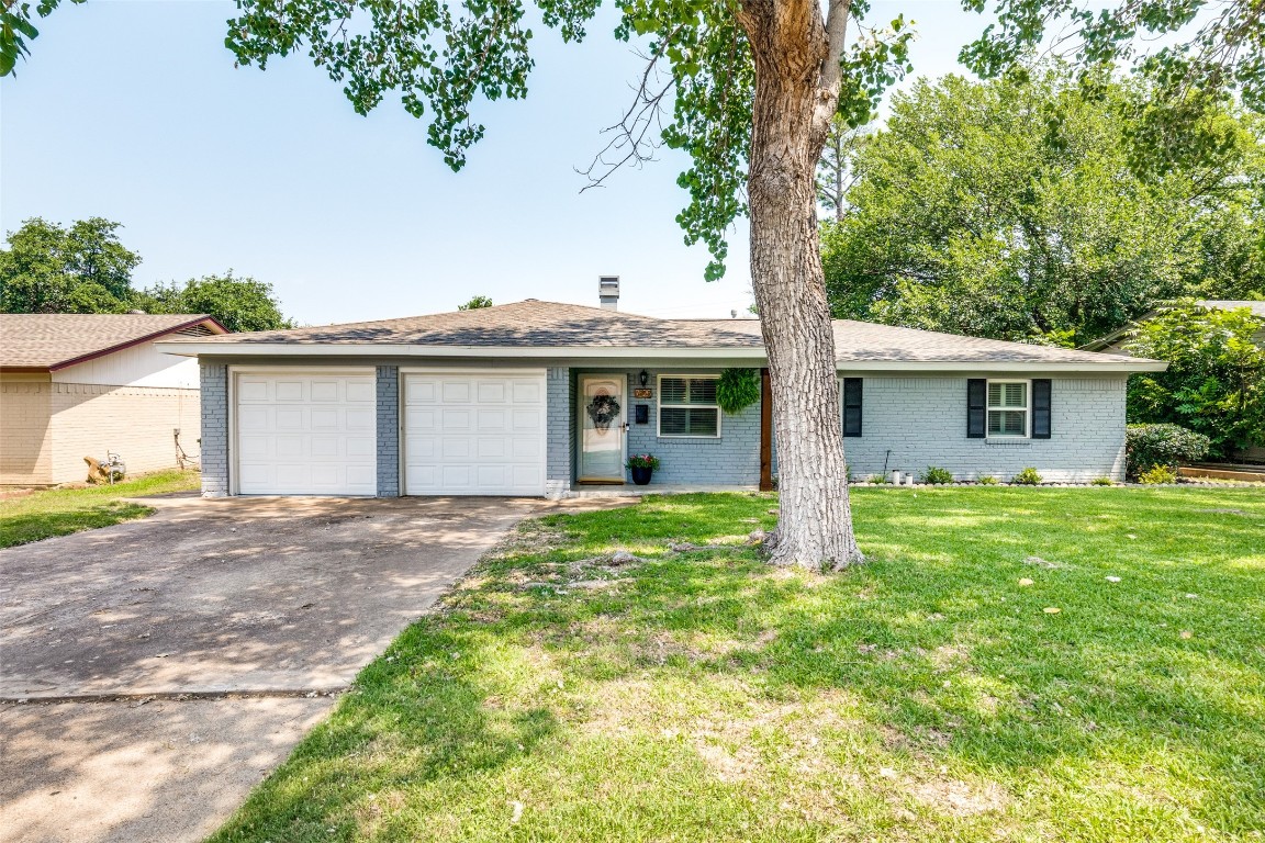 7525 Deaver Drive North Richland Hills TX 76180