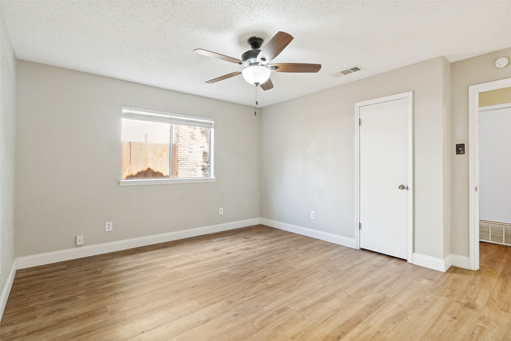 1818 Trowbridge Street Garland TX 75044