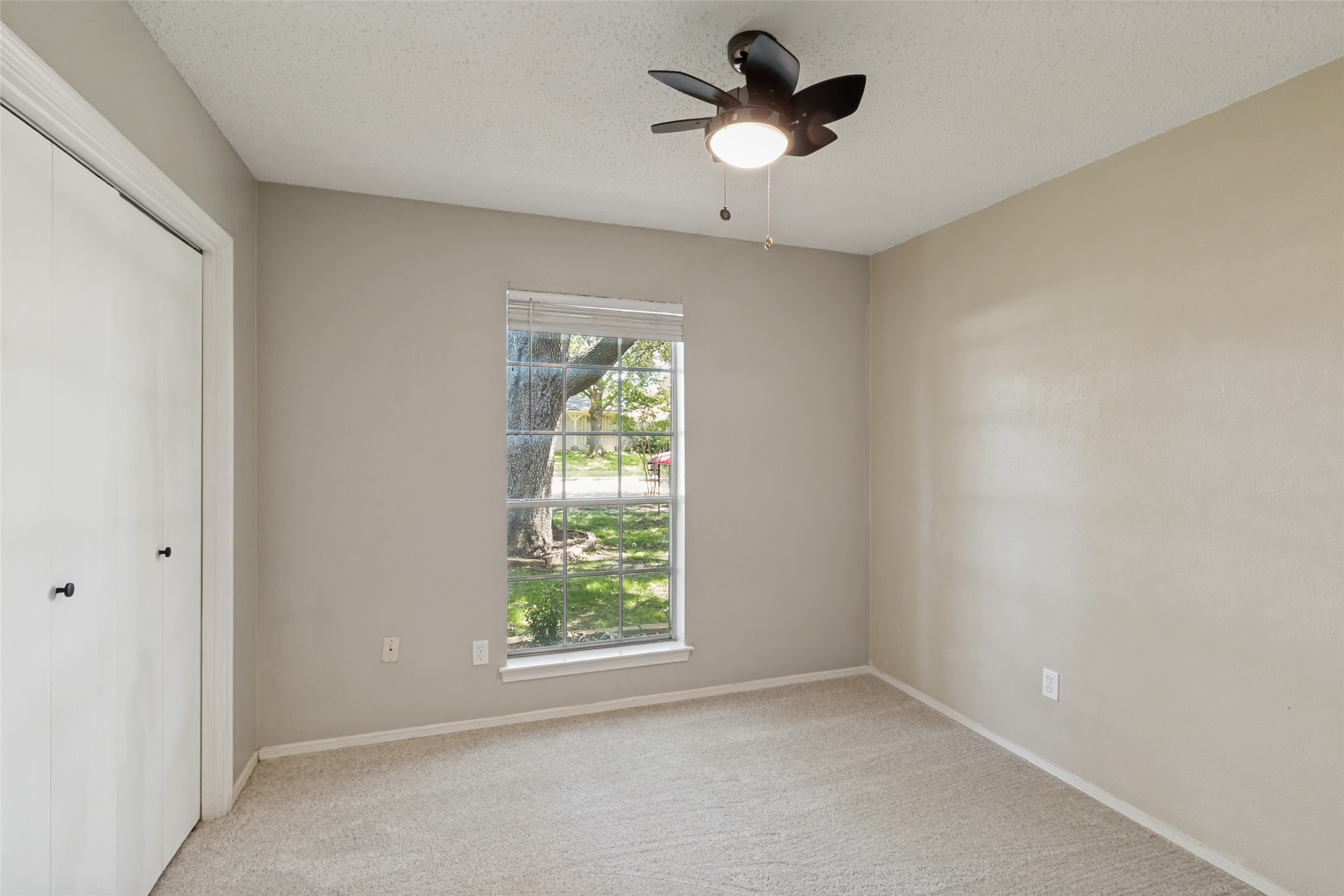 1818 Trowbridge Street Garland TX 75044