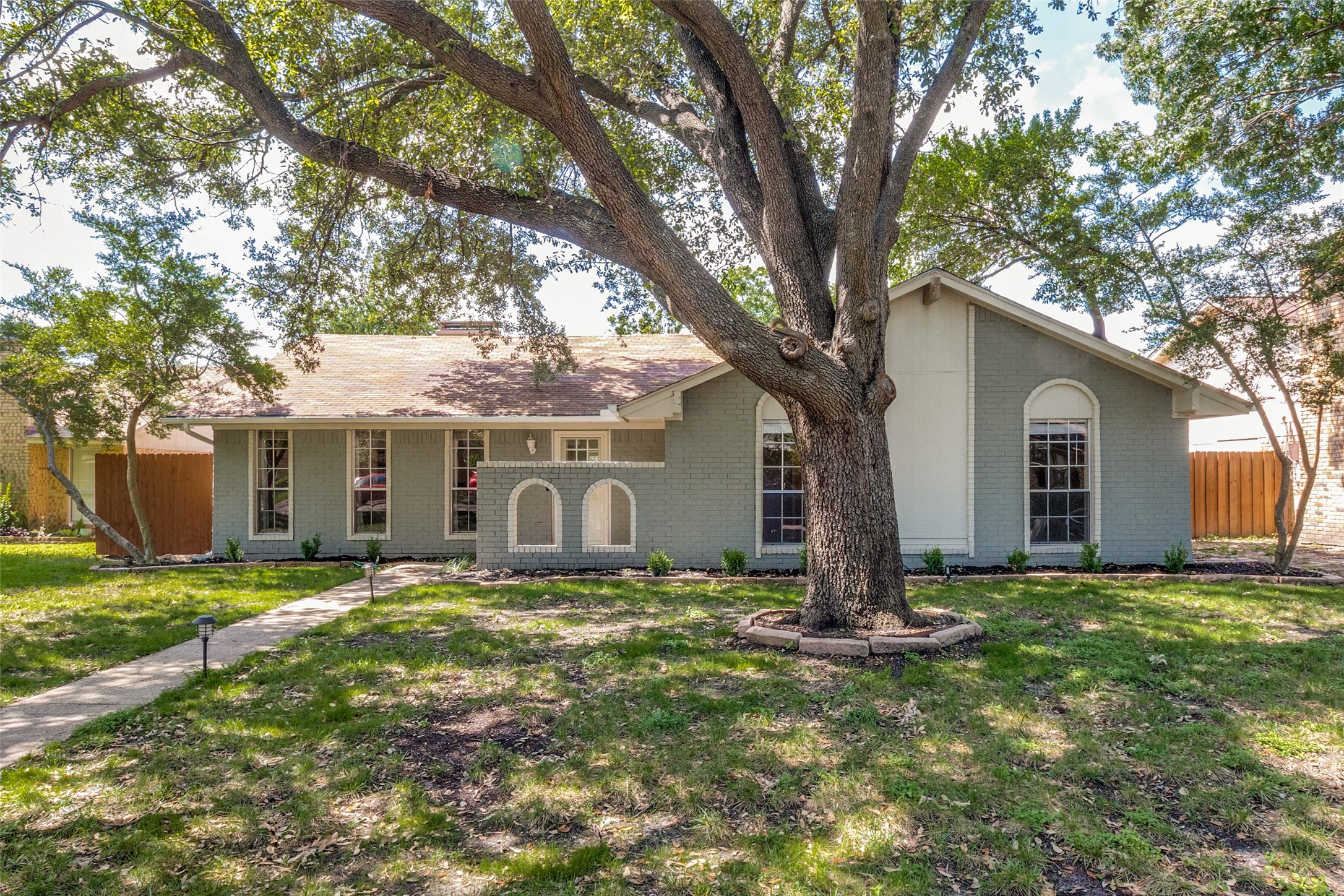 1818 Trowbridge Street Garland TX 75044
