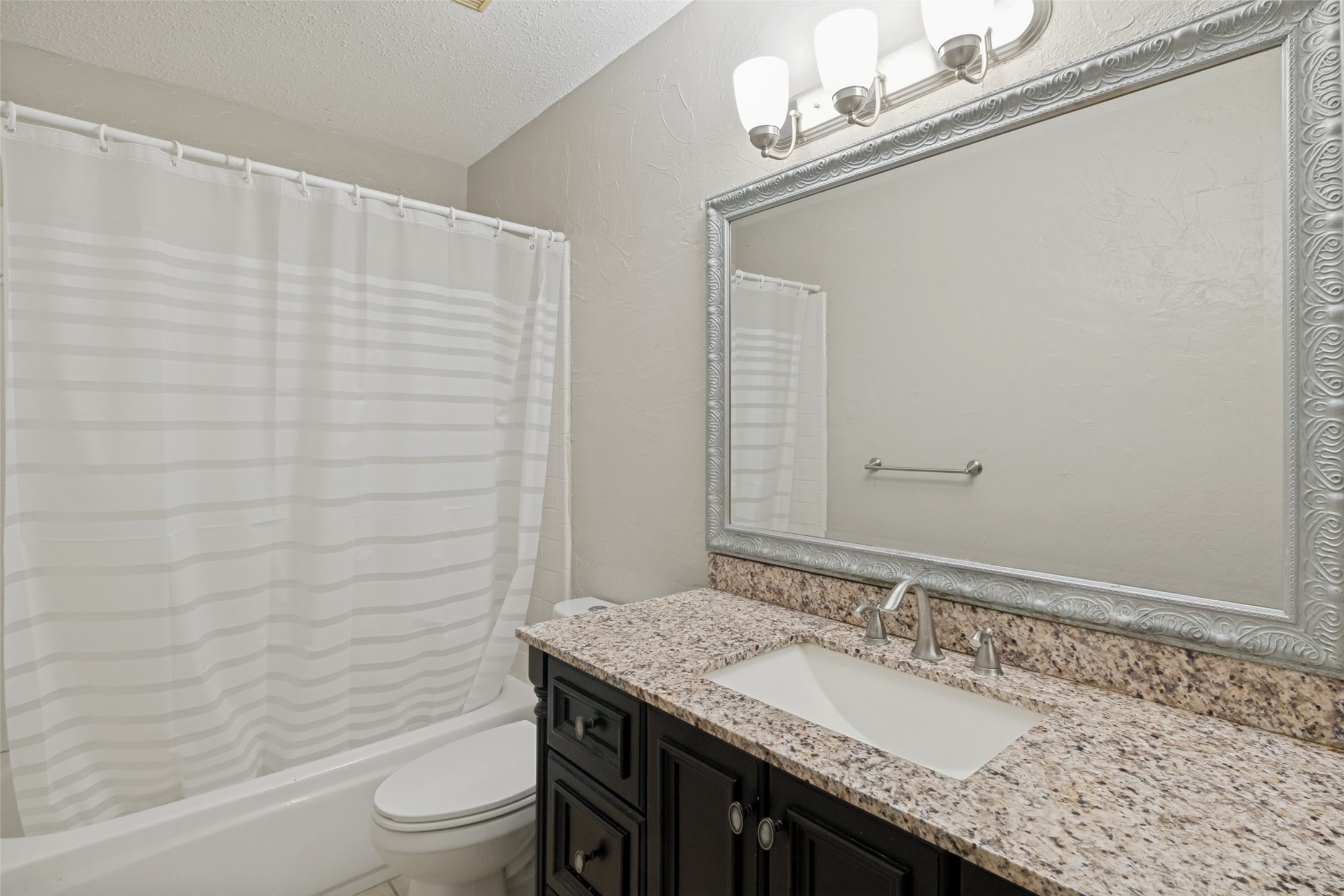 1818 Trowbridge Street Garland TX 75044