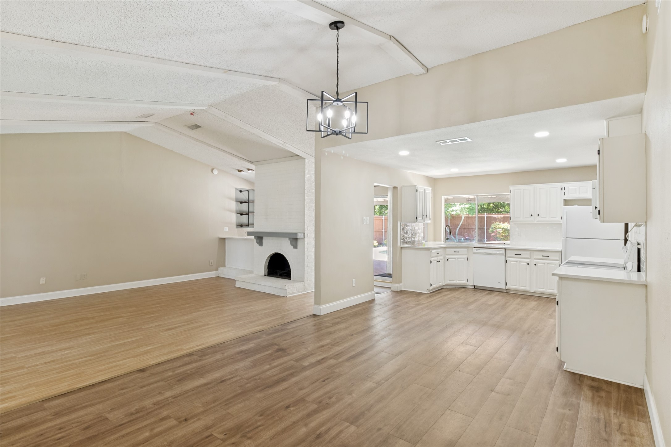 1818 Trowbridge Street Garland TX 75044