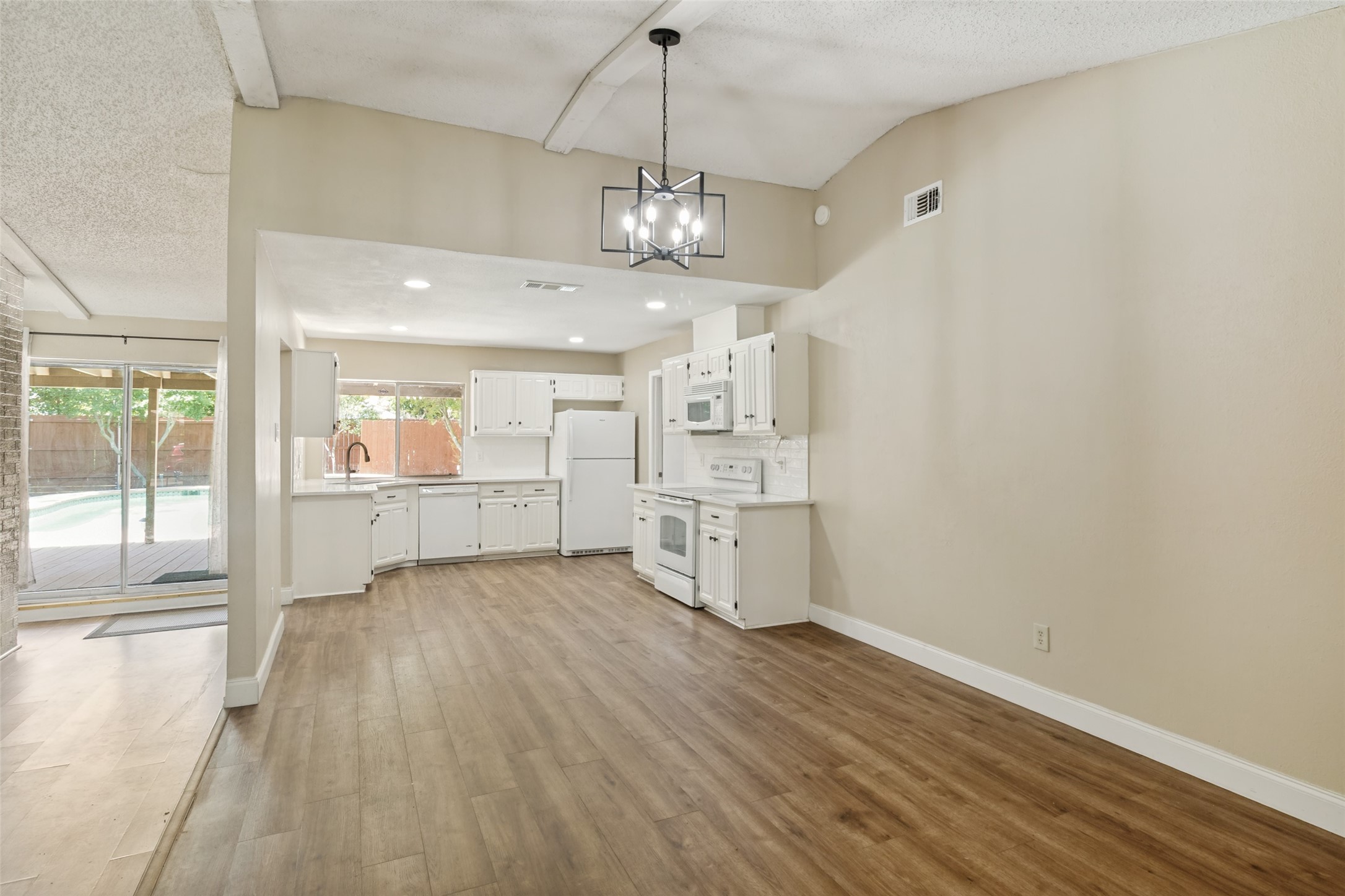 1818 Trowbridge Street Garland TX 75044