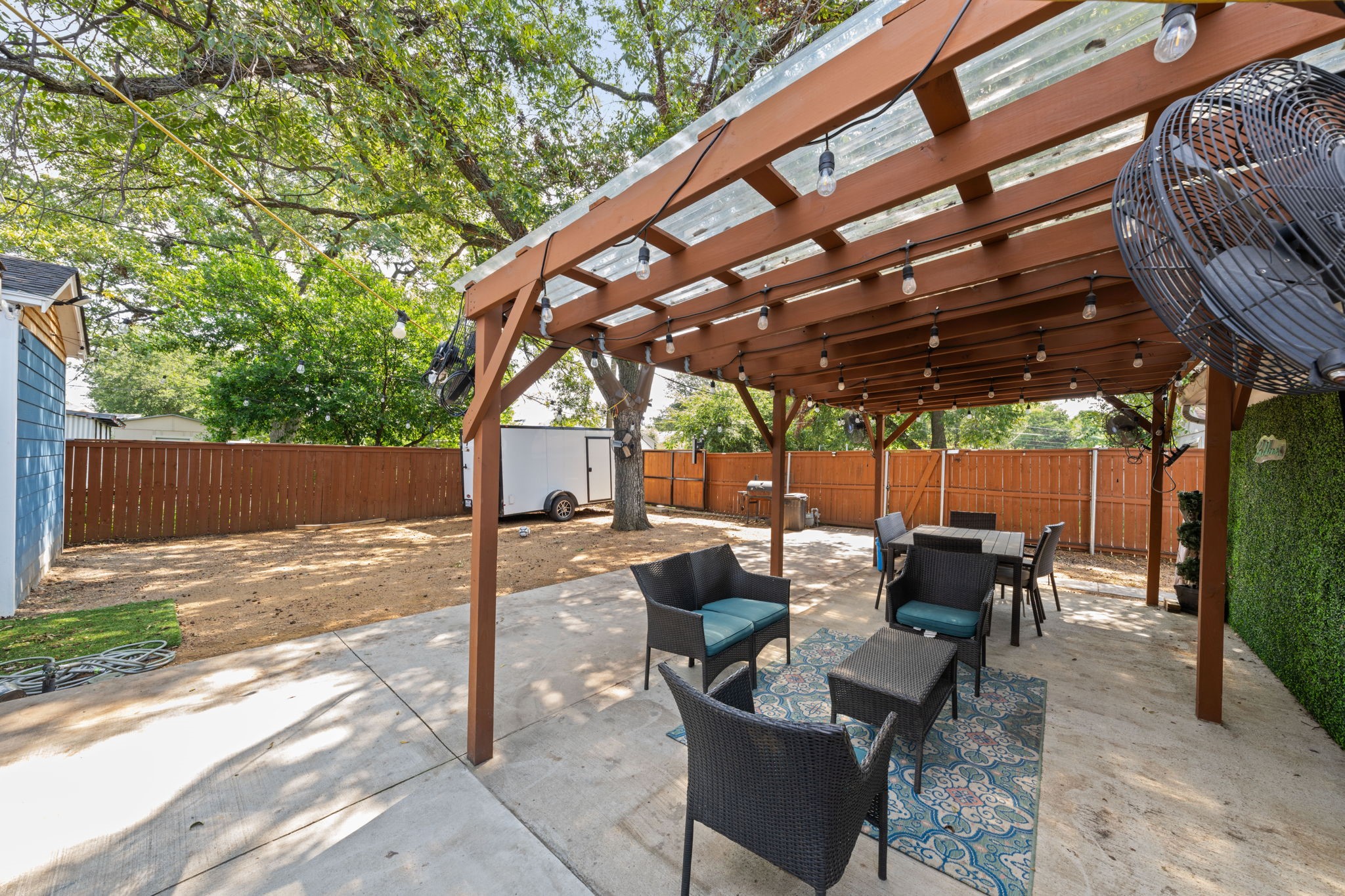2114 Engle Avenue Dallas TX 75224