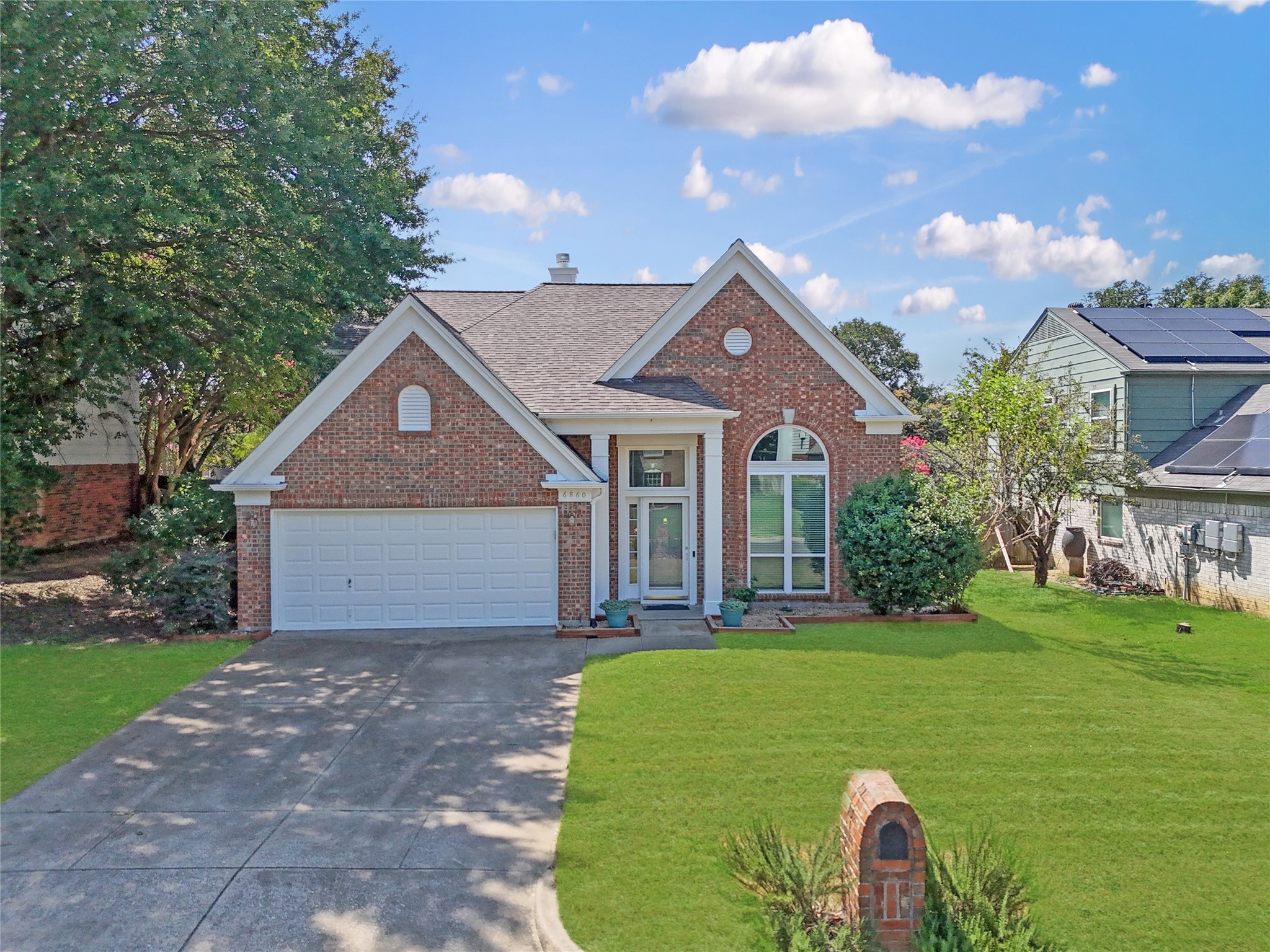 6860 Dogwood Court North Richland Hills TX 76182