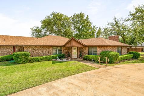 1325 Corvadura Street Graham TX 76450