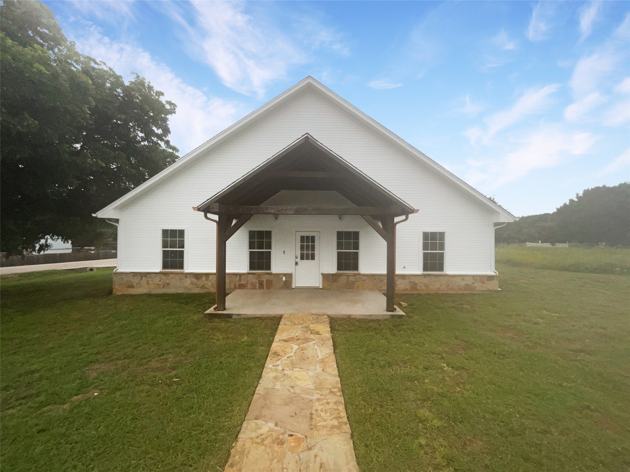 307 Pisces Drive Granbury TX 76049