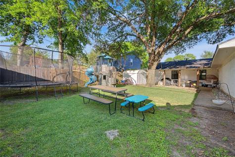 337 Merribrook Trail Duncanville TX 75116