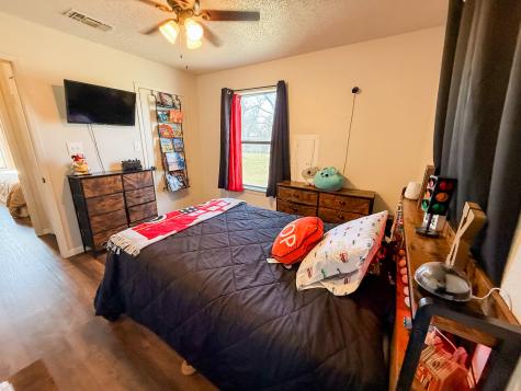 515 Longbotham Wortham TX 76693