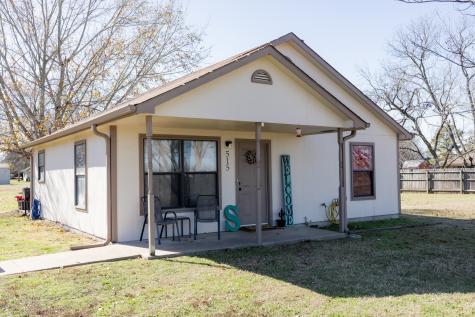 515 Longbotham Wortham TX 76693