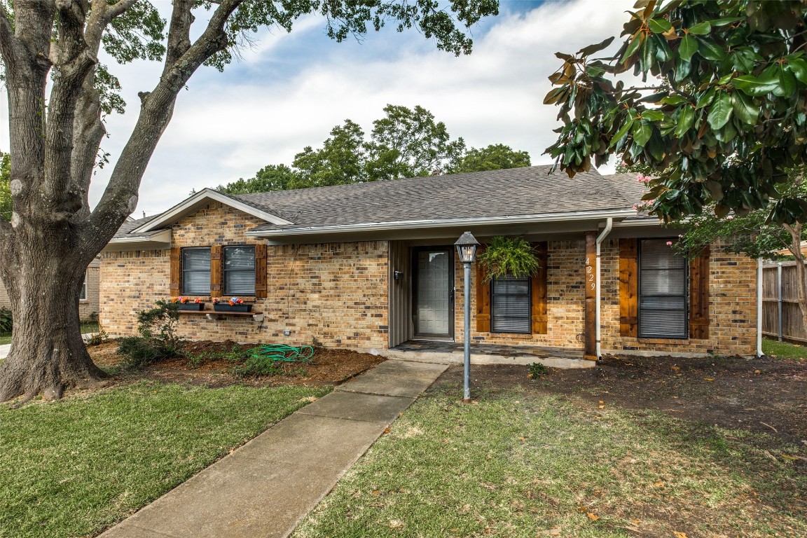 4229 Ashville Drive Garland TX 75041