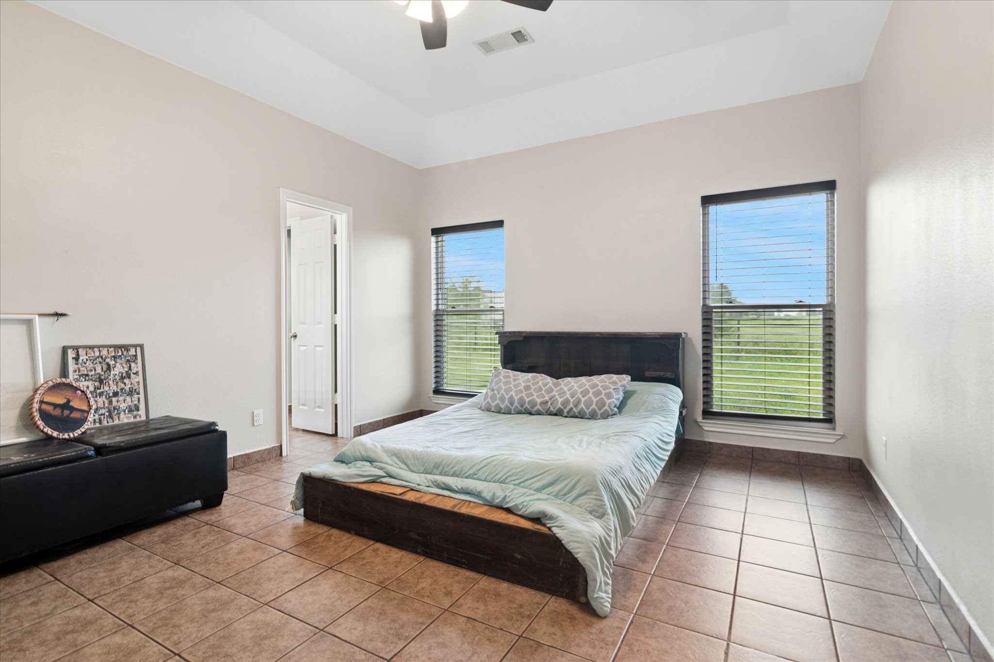 6005 Hawkeye Road Krum TX 76249