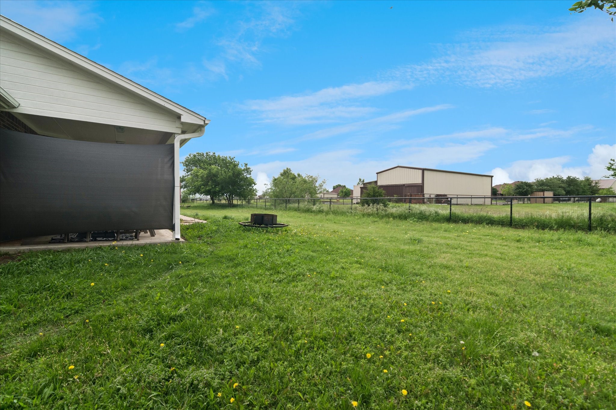 6005 Hawkeye Road Krum TX 76249