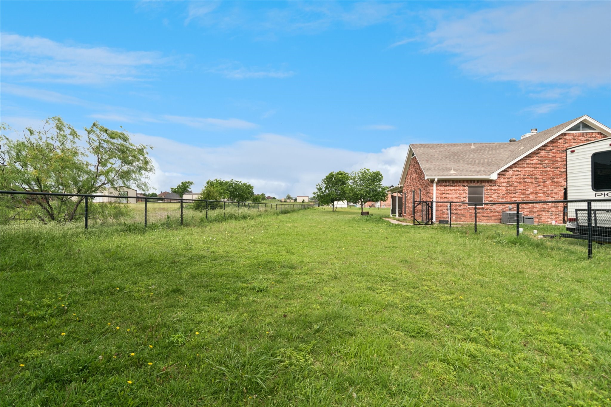 6005 Hawkeye Road Krum TX 76249