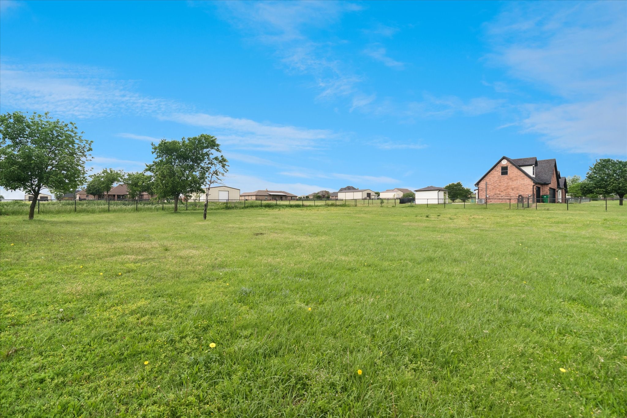 6005 Hawkeye Road Krum TX 76249