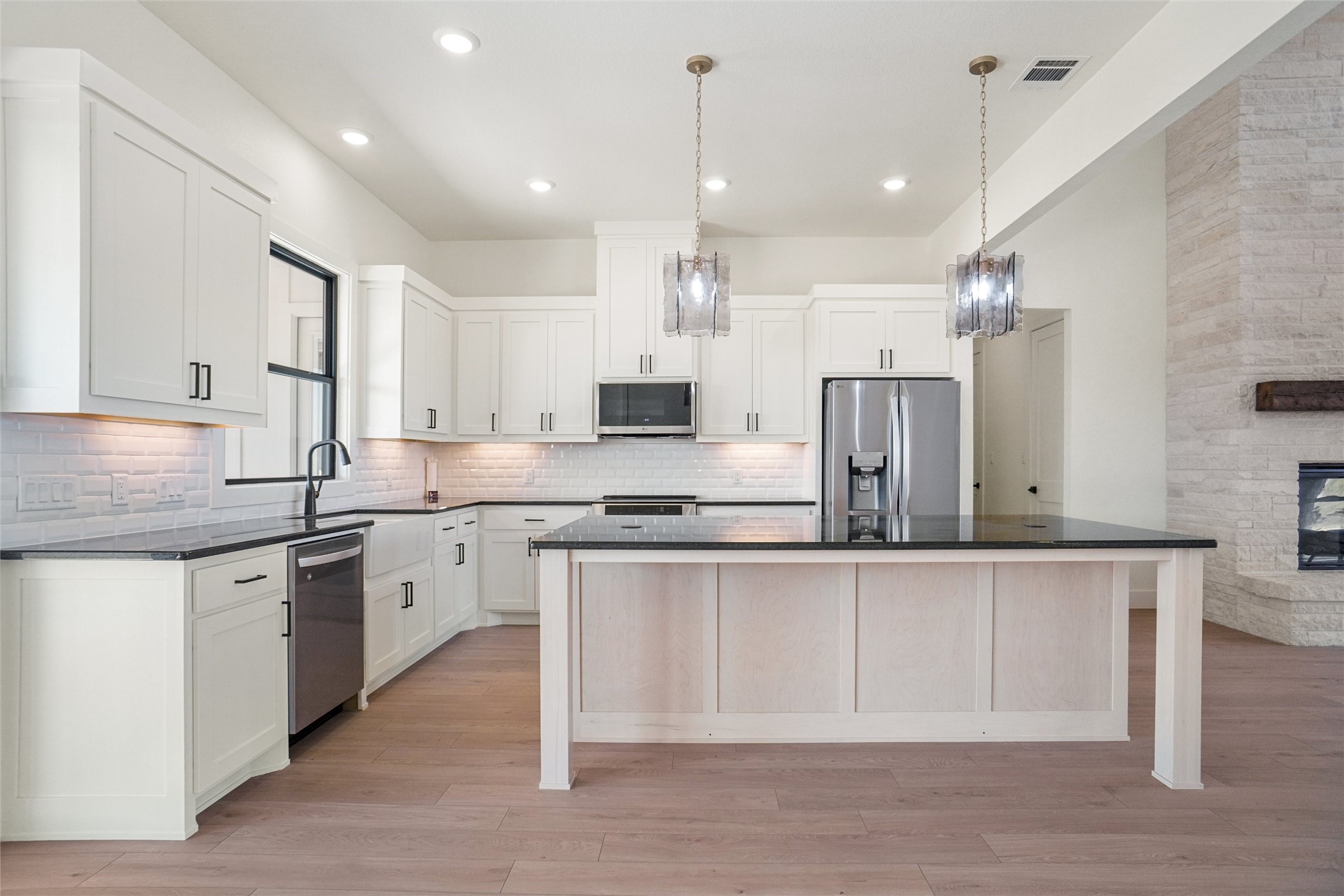 207 Stuart Street Paradise TX 76073