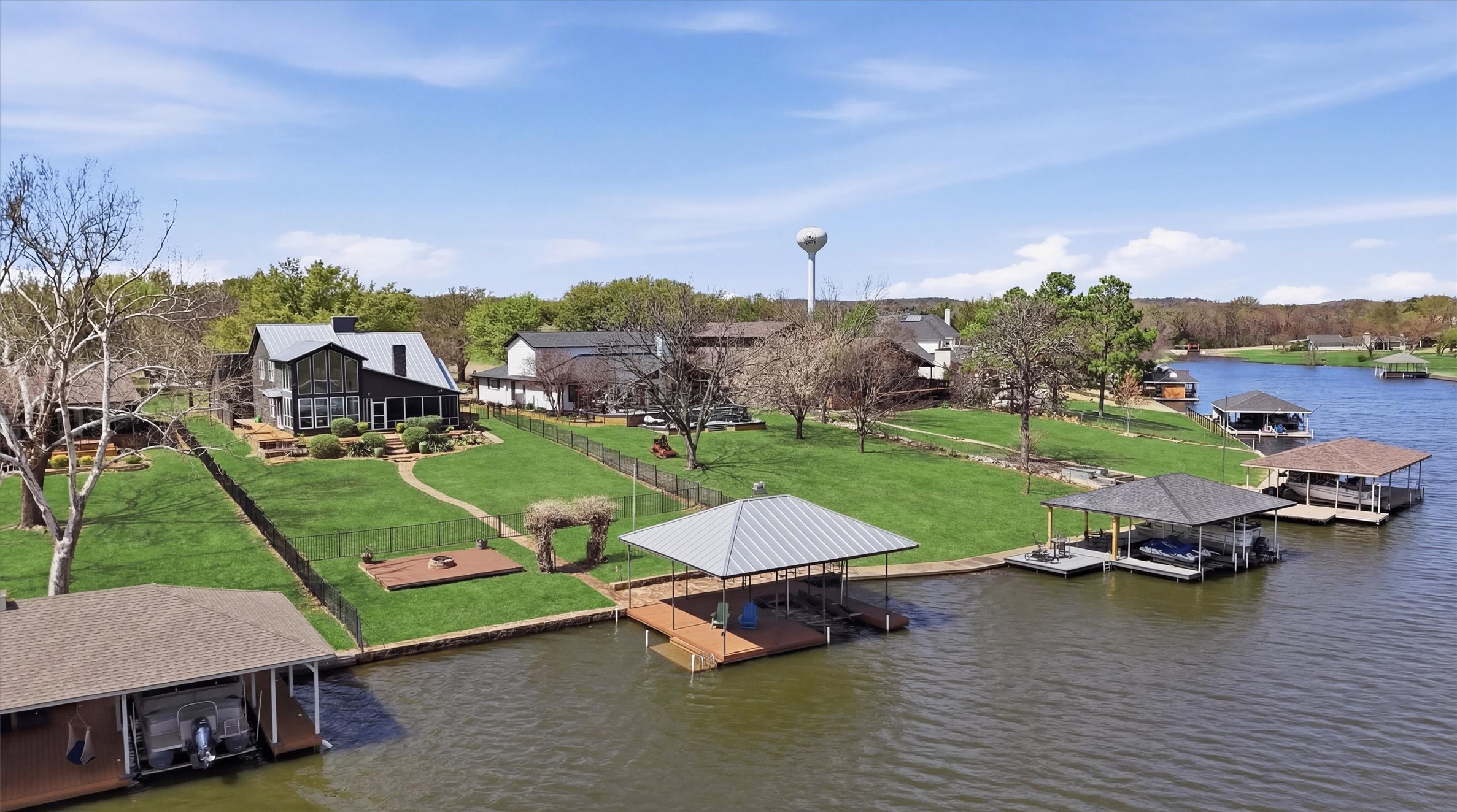 519 Kiowa Drive W Lake Kiowa TX 76240