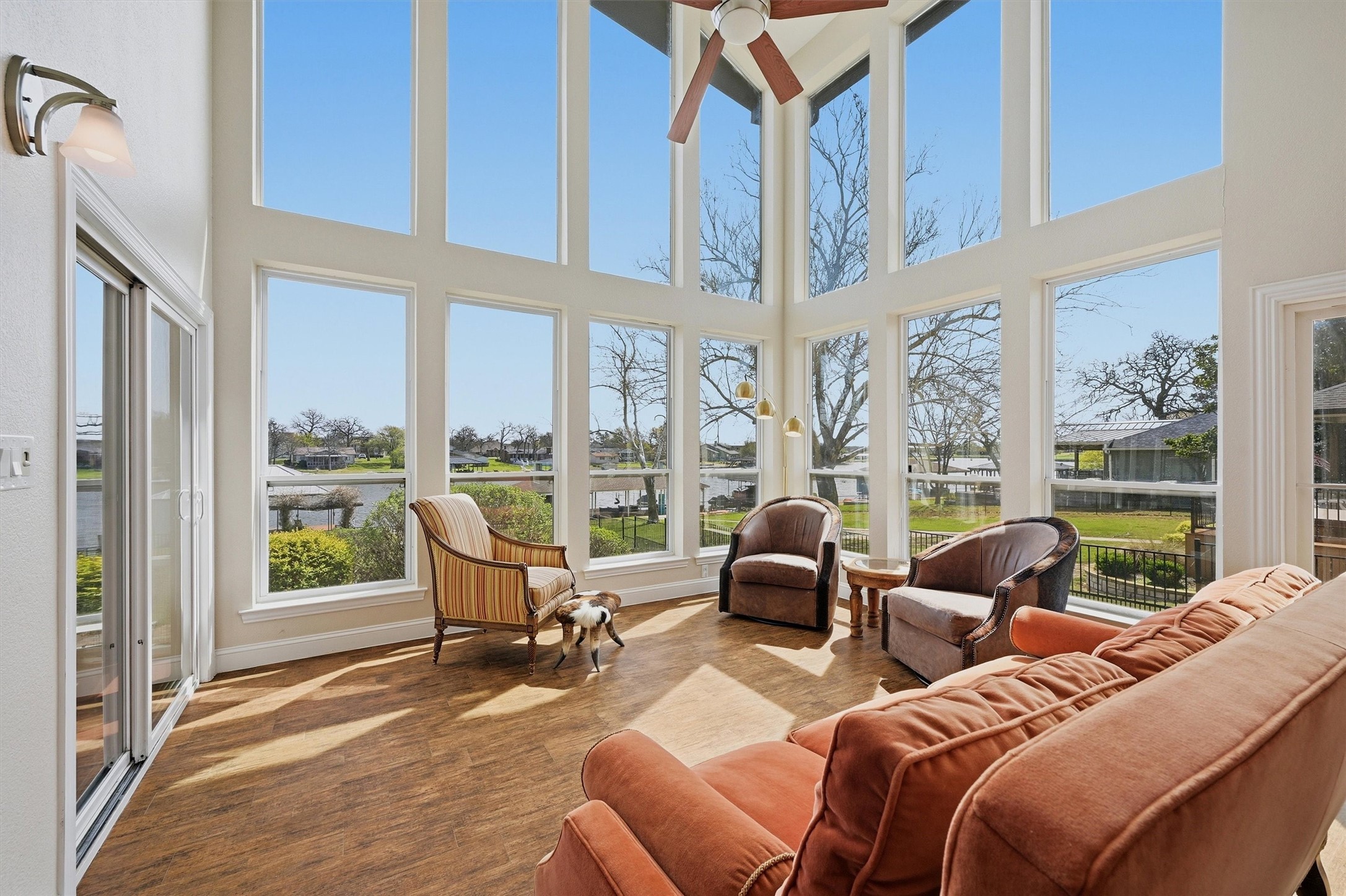 519 Kiowa Drive W Lake Kiowa TX 76240