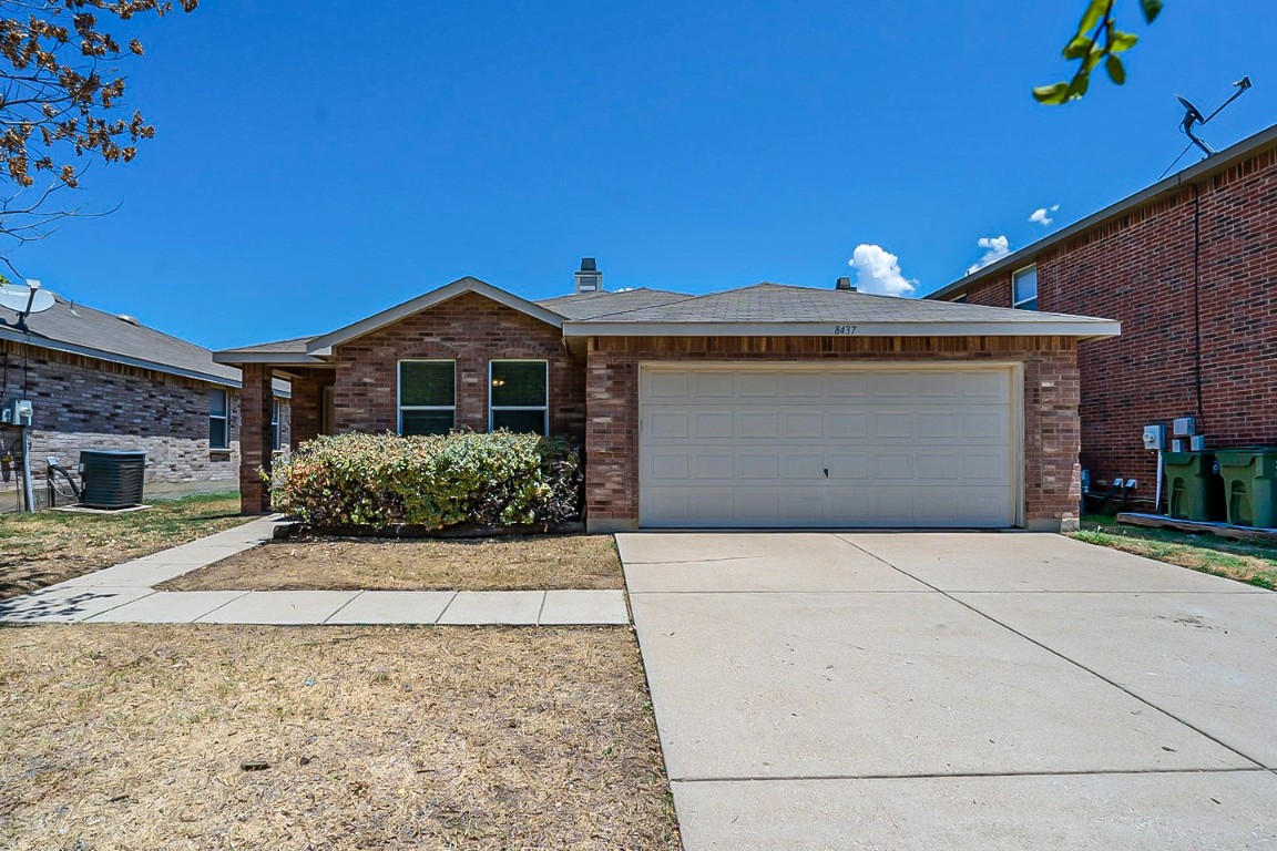 8437 Cotton Valley Lane Arlington TX 76002