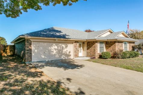 6413 Loma Vista Drive Watauga TX 76148