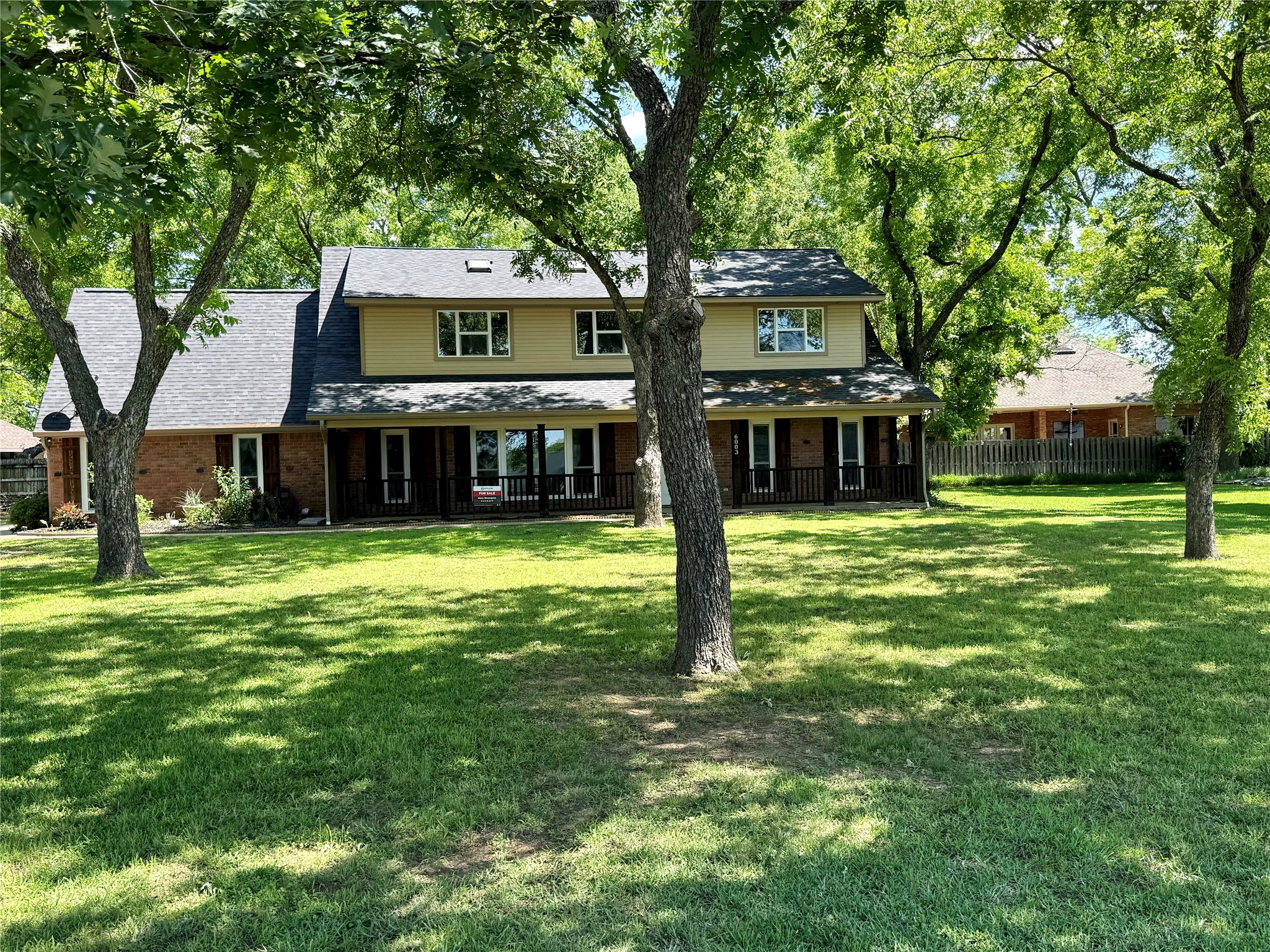6003 Oakwood Court Granbury TX 76049