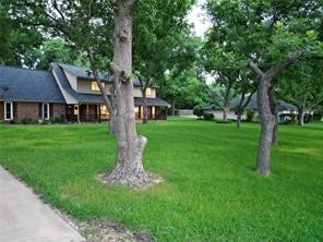 6003 Oakwood Court Granbury TX 76049