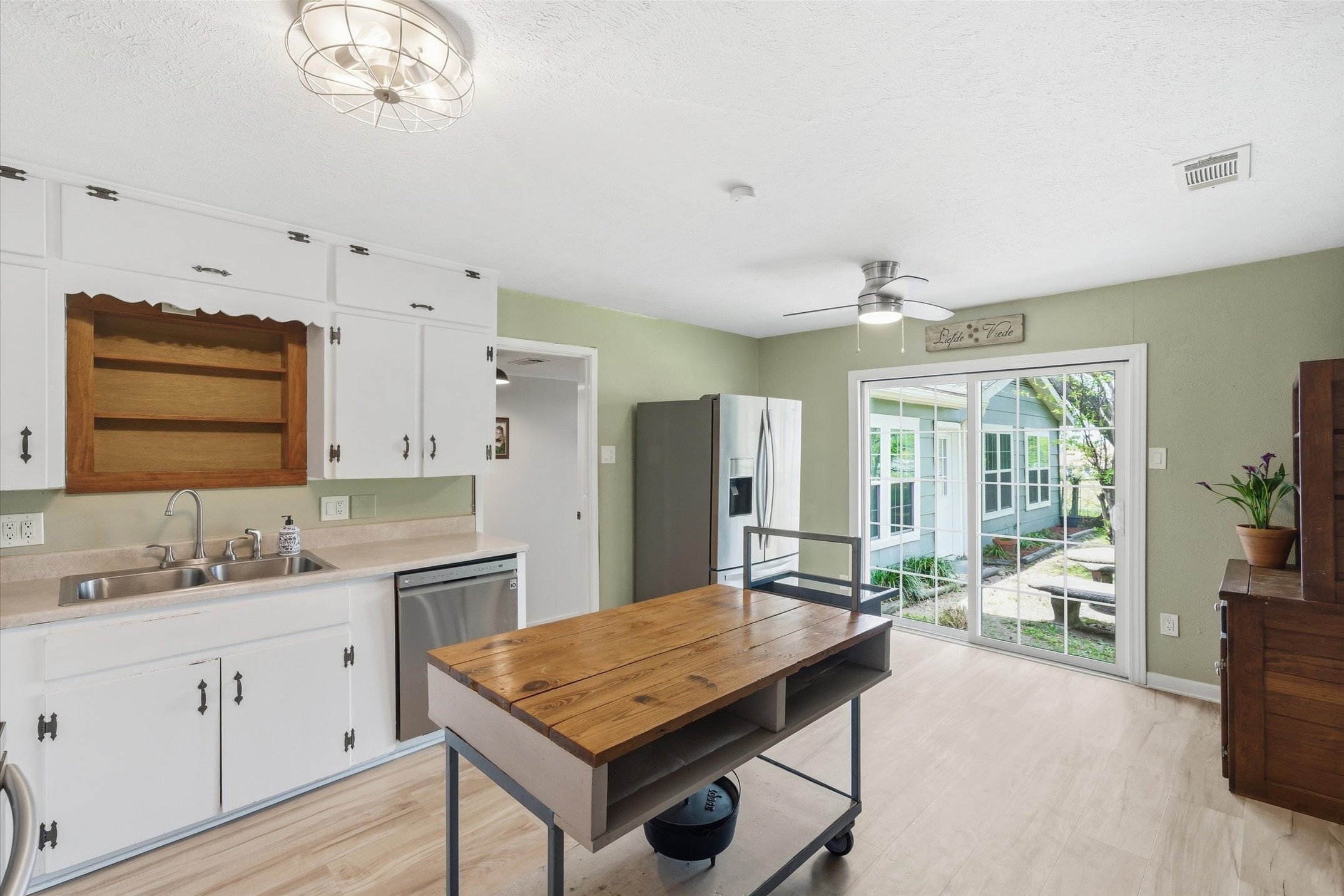 7142 S Fm 148 Kaufman TX 75142