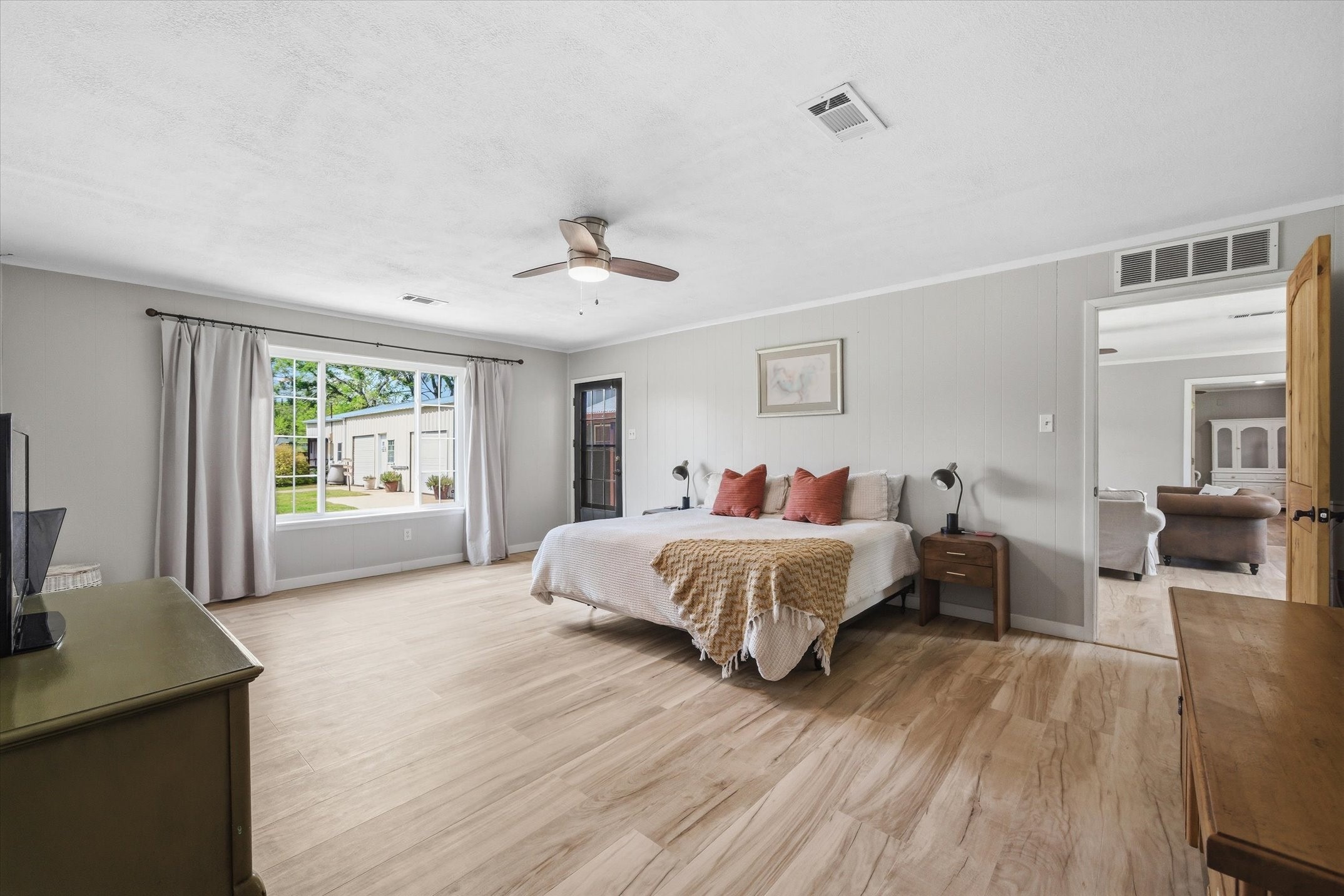 7142 S Fm 148 Kaufman TX 75142