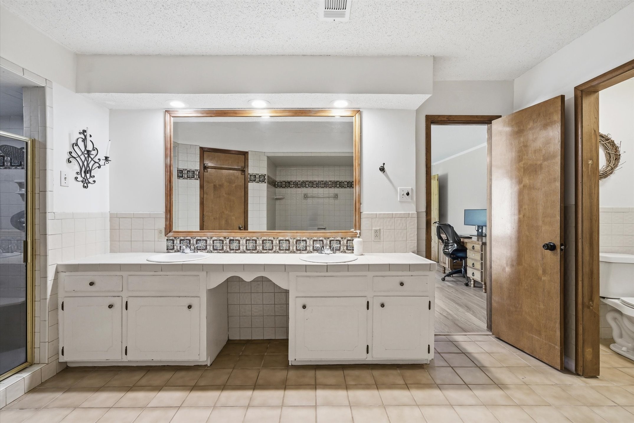 7142 S Fm 148 Kaufman TX 75142